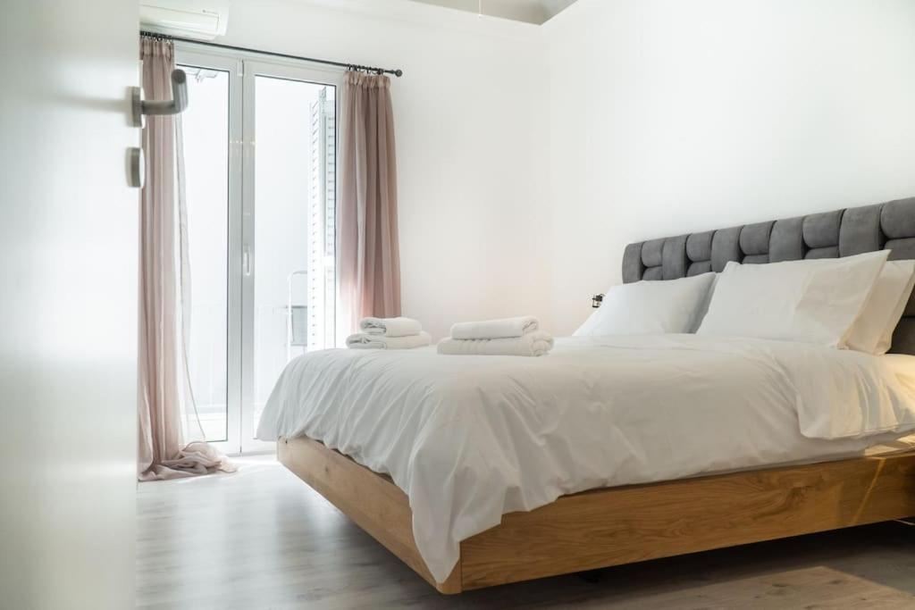 Syntagma Square, 60Sqm Platinum Suite Atenas Exterior foto